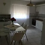Apartment Livia - *