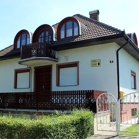 Apartment Livia Apartman -